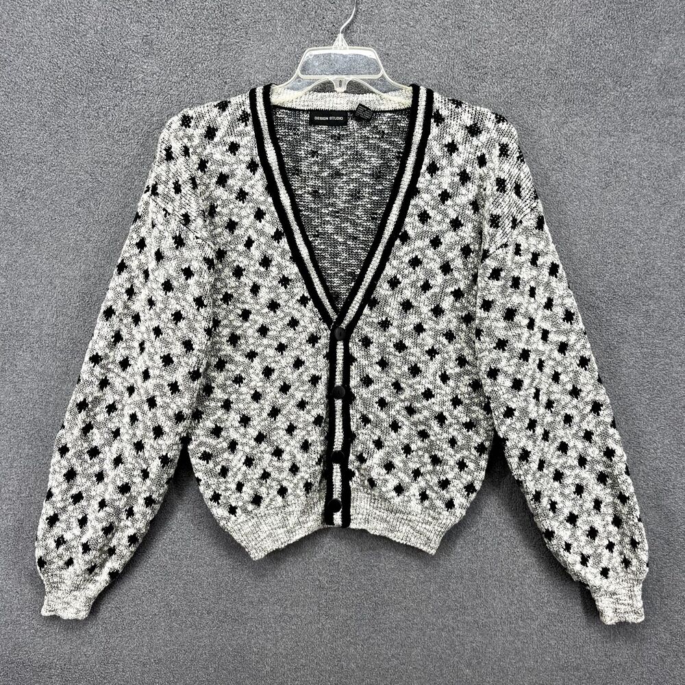Design Studio Sweater Womens Medium Gray‎ Black dots Cardigan Knit preppy